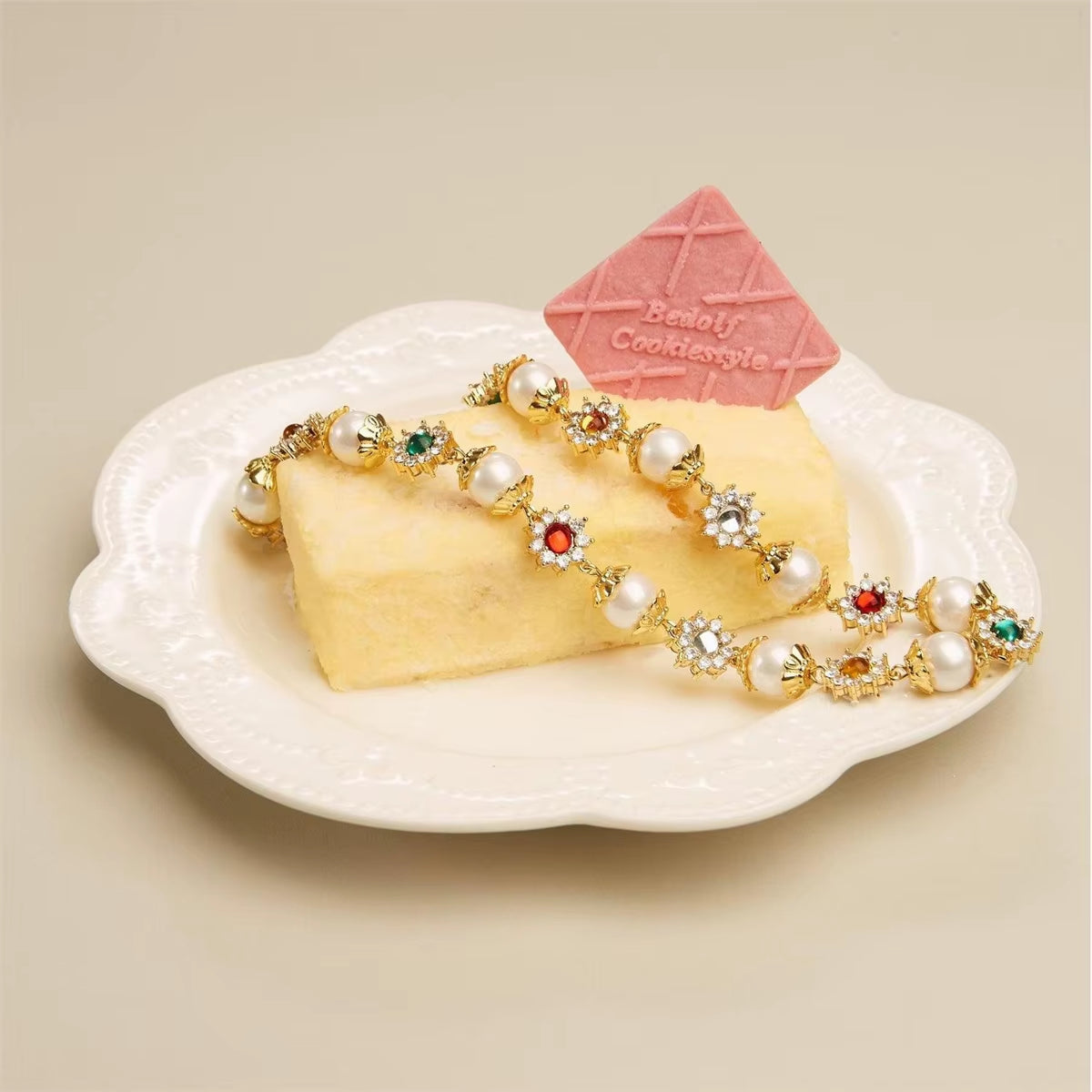 New INS Hot Selling Pearl Flower Set with Diamonds, Colorful Gemstones, Niche Fashion, Versatile Gold-Plated Necklace